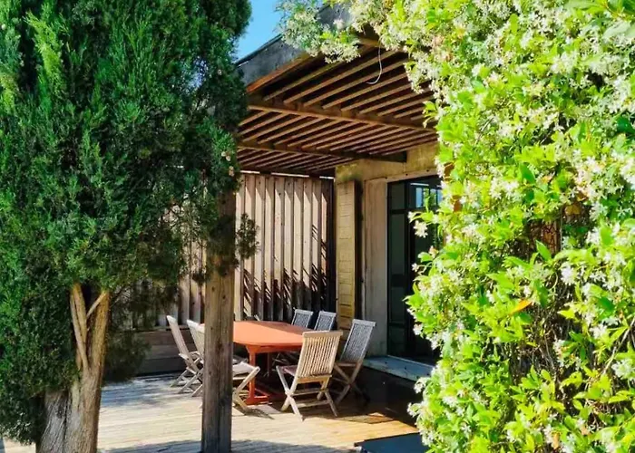 Les Salins Apartment